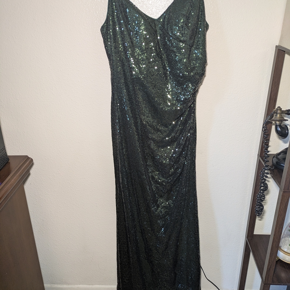 Ever Pretty Dark Green Backless Sequin Dress